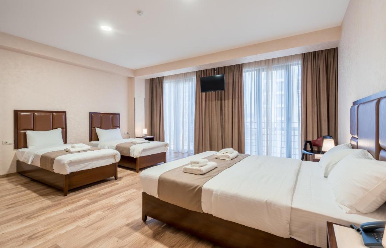 Aura Hotel Tbiliszi Kültér fotó