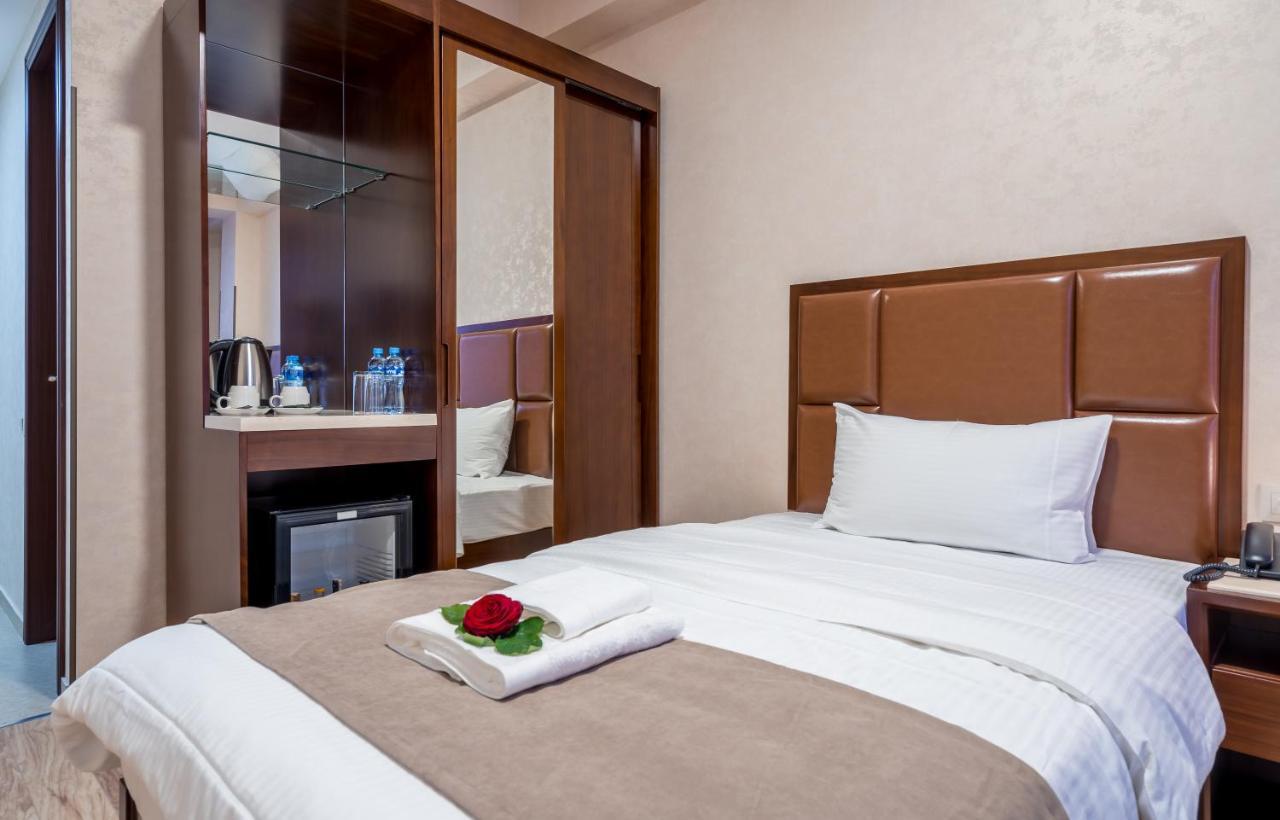 Aura Hotel Tbiliszi Kültér fotó