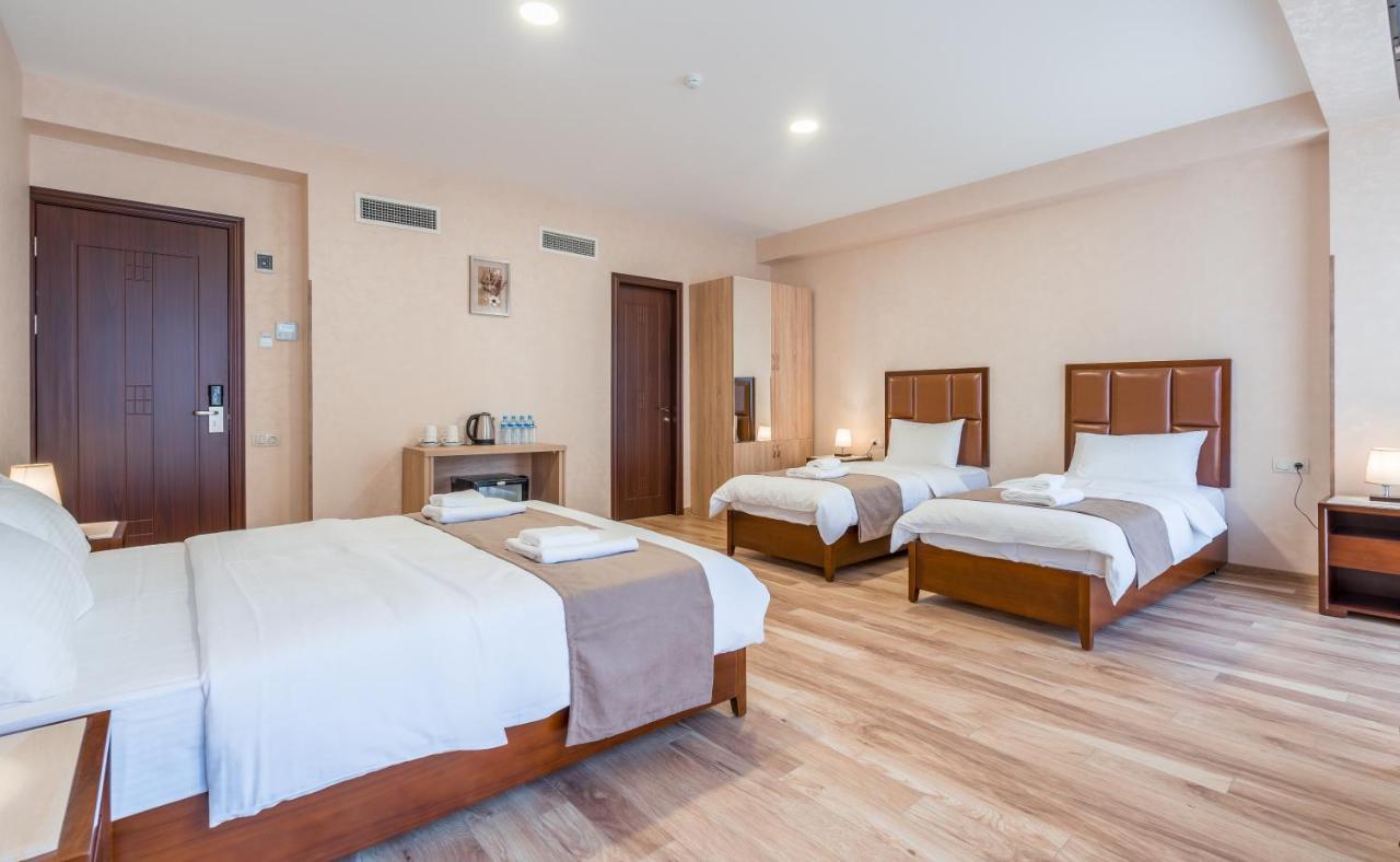 Aura Hotel Tbiliszi Kültér fotó